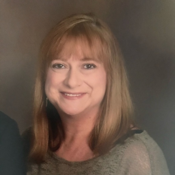 Meet your Posher, Joanna - Picture 1 of 1